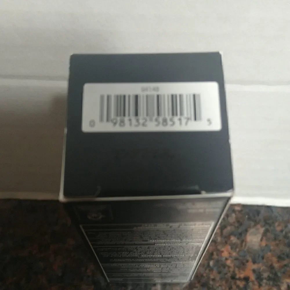 Bare Minerals Liquid Mineral Foundation...New in Box